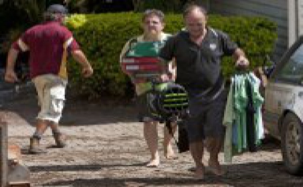 Brisbane se prépare dans l'angoisse à une nouvelle montée des eaux