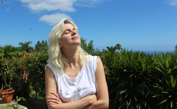HollySiz en concert : "J'ai juste envie de donner deux fois plus"