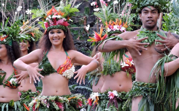 Soutenez l'inscription du 'ori tahiti à l'Unesco
