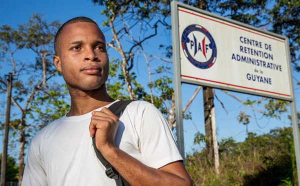 En Guyane, un lycéen échappe à l'expulsion en prouvant qu'il est Français depuis sa naissance