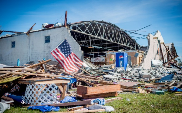 Onze morts et scènes de désolation après le passage de l'ouragan Michael