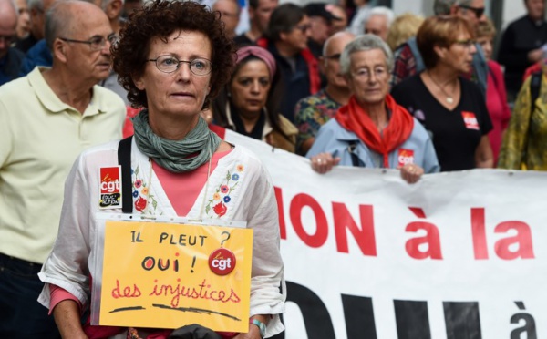 Les retraités manifestent, l'exécutif sous pression de sa majorité