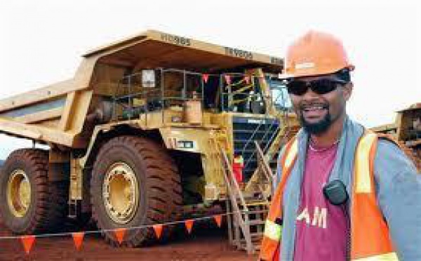 Grâce au nickel, le nord de la Nouvelle-Calédonie se métamorphose