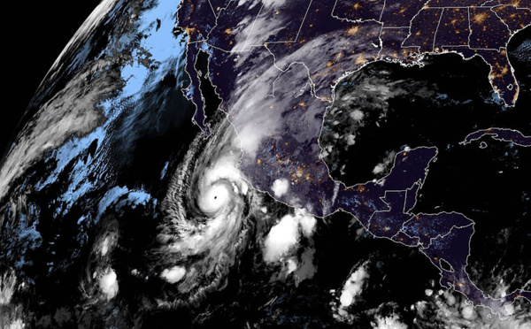 Un ouragan de catégorie 4 dans le Pacifique en route vers le Mexique