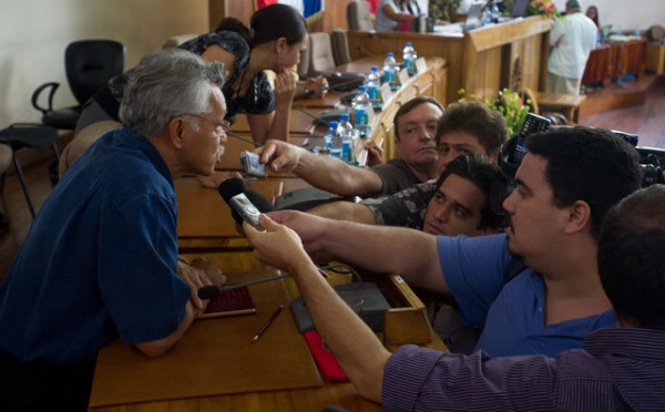 Polynésie/budget: Gaston Tong Sang appelle à un retour aux urnes