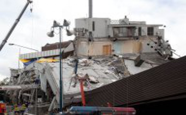 Nouvelle-Zélande: 300 disparus, 75 morts dans le séisme à Christchurch