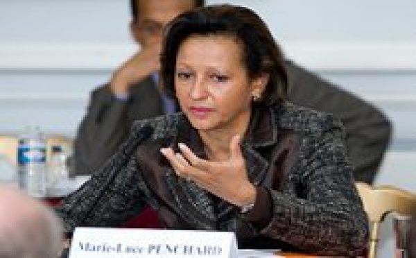 Nouvelle-Calédonie: de nouvelles élections pas à l'ordre du jour selon M-L.Penchard