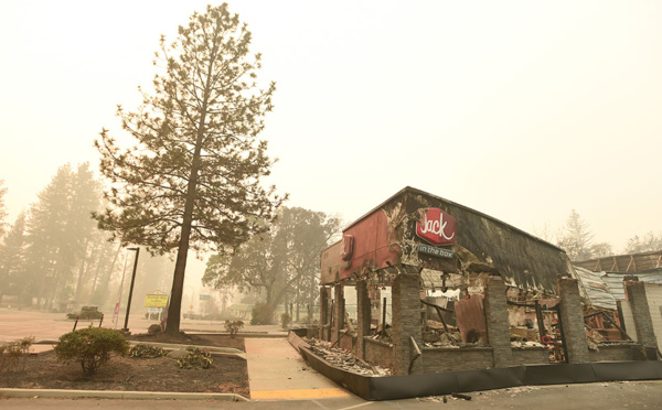 Incendie: 42 morts, de loin le pire bilan de l'histoire de la Californie