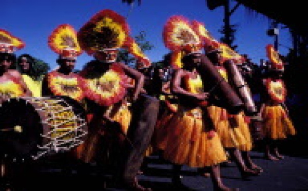 GRAND RASSEMBLEMENT des ARTISTES  MERCREDI