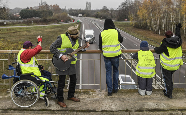 Mobilisation en recul pour la cinquième journée des "gilets jaunes"