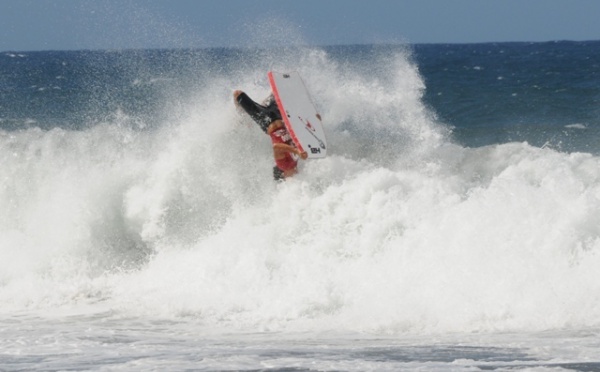 2e Etape du championnat « Tahiti Bodyboard Tour 2011 » ce week-end !