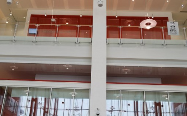 Tentative de suicide au nouveau tribunal de Paris, critiqué dans sa conception