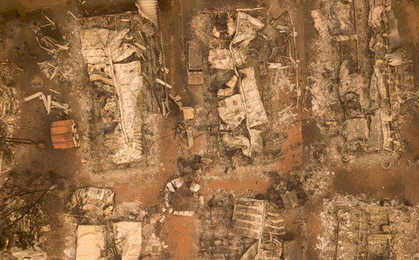 Après plus de deux semaines, l'incendie le plus meurtrier de Californie entièrement maîtrisé