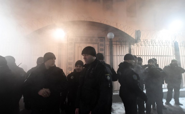 Nouvelle crise entre Kiev et Moscou après une confrontation maritime au large de la Crimée