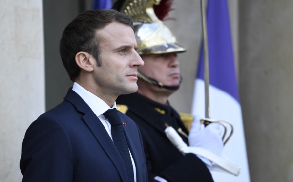 Macron choisit une voie médiane sur le nucléaire et promet un essor des renouvelables