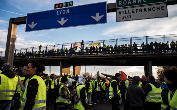 Avant un "acte 3", les "gilets jaunes" veulent se structurer pour durer