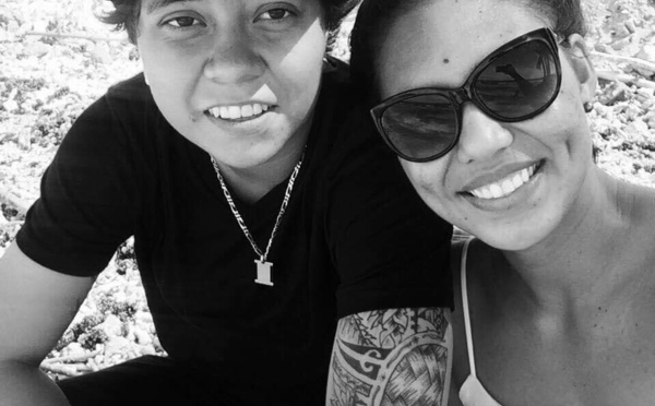 Surf Pro - Karelle Poppke : La championne de surf s'engage dans l'armée