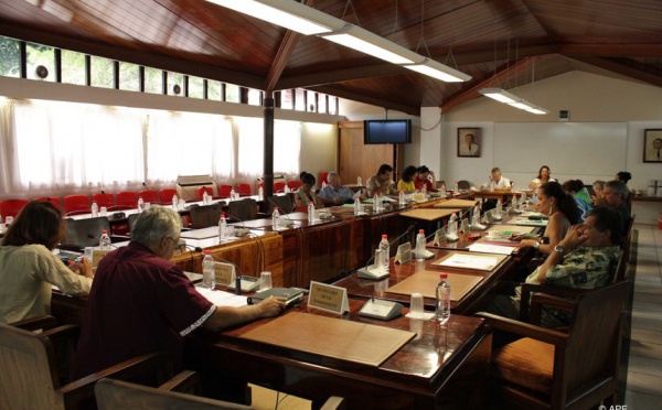 Réforme électorale : Gaston Flosse plaide pour un "avis constructif et unanime de la part des élus polynésiens"