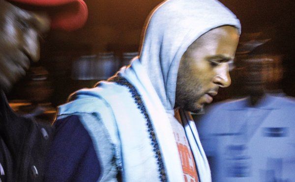 Charlie Hebdo salue l'arrestation de Peter Cherif en Une