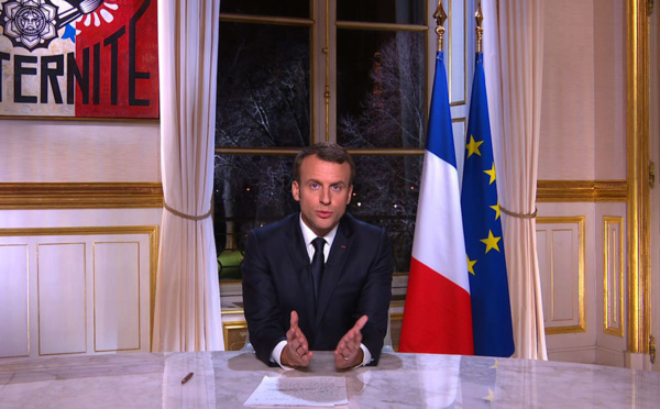 Macron repasse à l'offensive pour rebondir en 2019