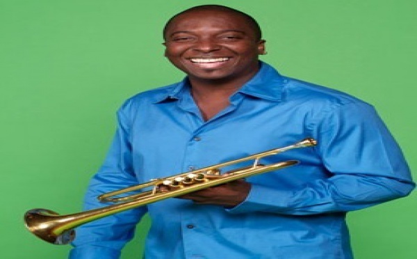 Trompettiste et directeur musical de Celia Cruz à Tahiti du 19 au 22 Mai .