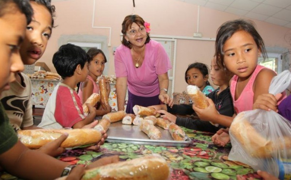 Solution provisoire pour les repas des élèves du primaire à Tautira 