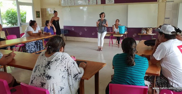 Une formation de soutien à la parentalité à l'école Mama'o