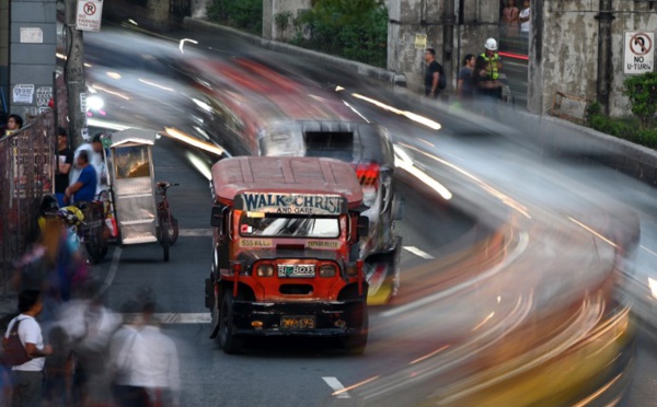 Avec les "jeepneys", c'est tout un art qui disparaît aux Philippines