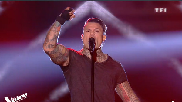 The Voice : Mano Salmon séduit Mika et Julien Clerc