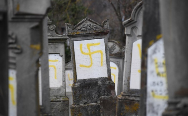 Macron annonce de "nouvelles lignes rouges" contre l'antisémitisme