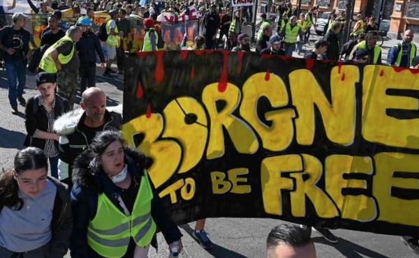 "Gilets jaunes": 14 blessés par la police portent plainte à Toulouse