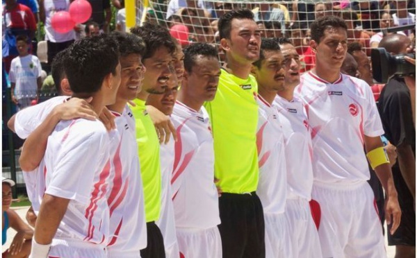 Coupe du Monde de Beach Soccer de la FIFA, Ravenne 2011 : Le tirage au sort vu par les TIKI TOA