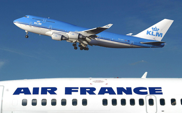 Air France-KLM: la tension monte d'un cran, Macron demande une clarification à La Haye