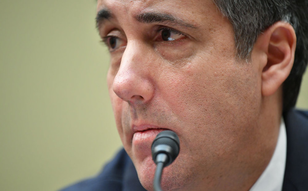 Trump un "escroc", un "raciste", un "tricheur": son ex-avocat lâche tout