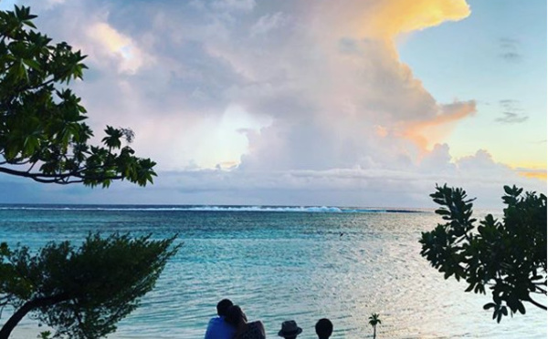 La jolie photo de famille de Jamel Debbouze à Tetiaroa