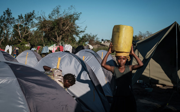Cyclone au Mozambique: réouverture d'axes routiers clés, menace d'épidémies