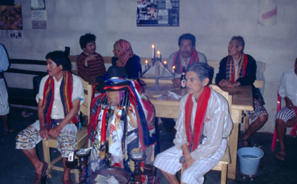 Carnet de voyage - En tête-à-tête avec Maximon, triple diable !