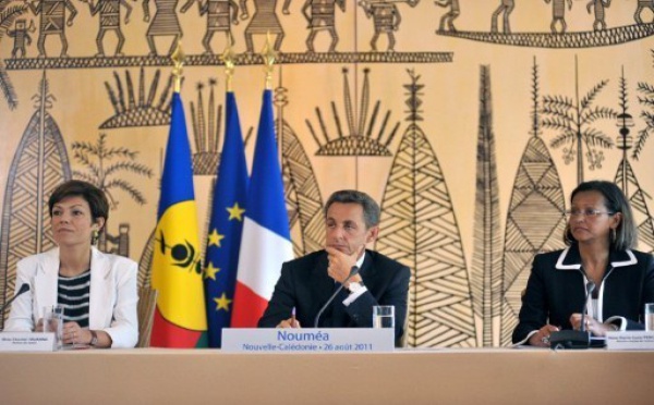 Sarkozy pour la Nouvelle-Calédonie dans la France mais respectera son choix