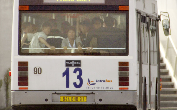 Le réseau de bus à l'arrêt en Martinique après un appel à la grève générale