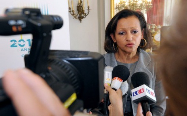 Nouméa: ML Penchard soutient la réhabilitation des squats et installe une mission sur la desserte des îles.