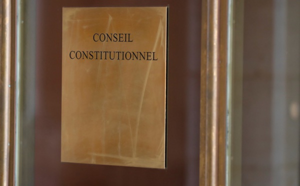 "Gilets jaunes": l'interdiction administrative de manifester censurée, revers pour l'exécutif