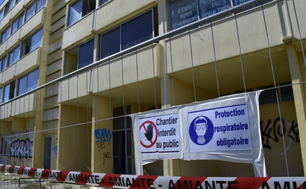 Cancers d'origine professionnelle: 1.800 cas reconnus par an, liés principalement à l'amiante