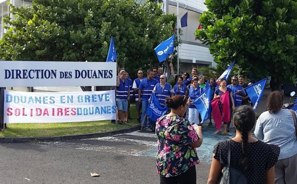 Douane : un jour de grève pour défendre l'embauche locale