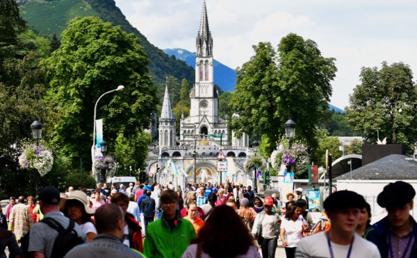 Lourdes: un homme armé retient "plusieurs personnes", le Raid sur place