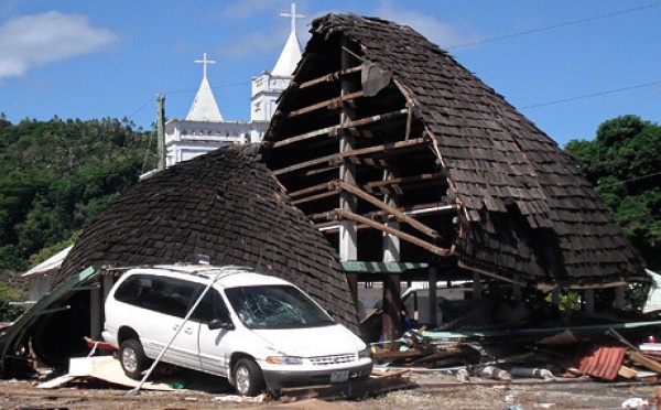 Deux ans après le tsunami, les Samoa et Tonga se souviennent