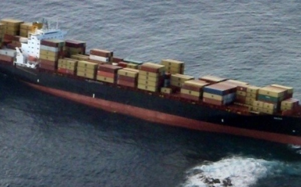 La Marine néo-zélandaise appelée en renfort après l'échouage d'un cargo