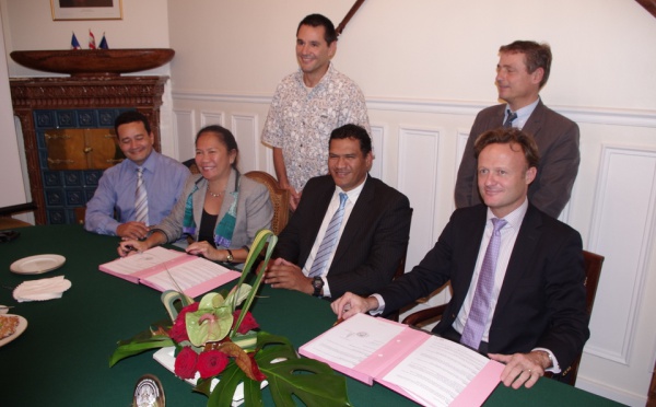 Déplacement de Tauhiti Nena à Paris: Sport scolaire et projet de convention ONISEP