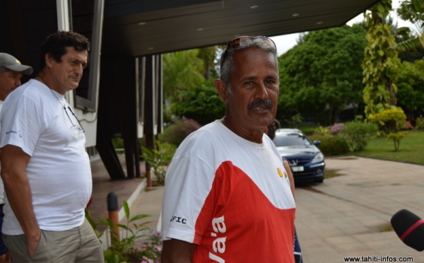 Les pêcheurs lèvent le barrage dans la rade de Papeete, reprise des rotations PPT-Moorea