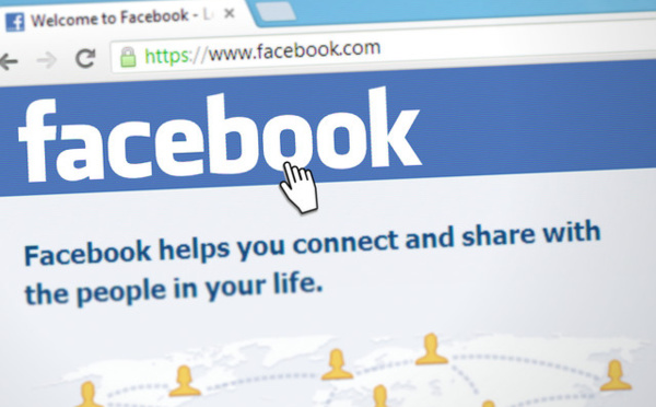Facebook supprime de faux comptes par milliards et refuse tout démantèlement