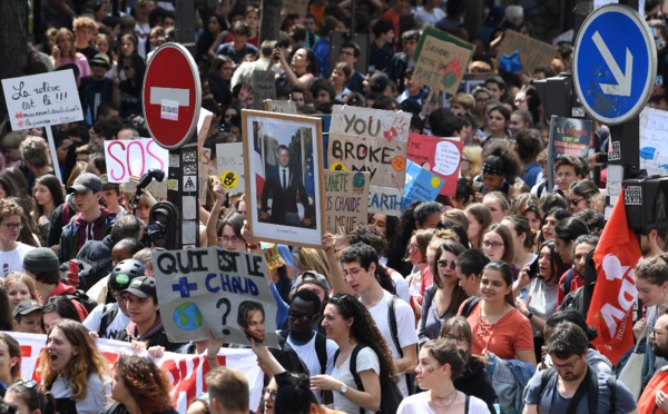 En France, les jeunes de nouveau dans la rue pour l'action climatique